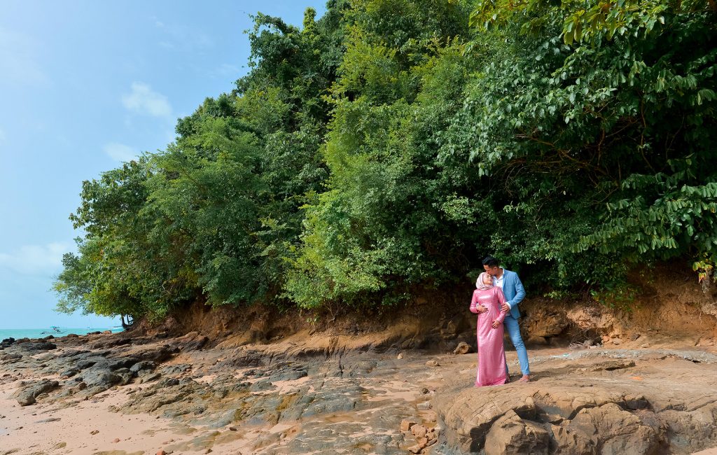 Honeymoon vacation photographer in Phuket