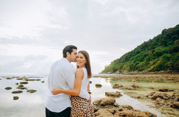 Phuket Bliss: Honeymoon Moments Captured by Fotorod Photographer