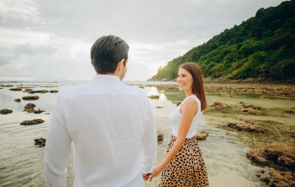 Phuket Bliss: Honeymoon Moments Captured by Fotorod Photographer