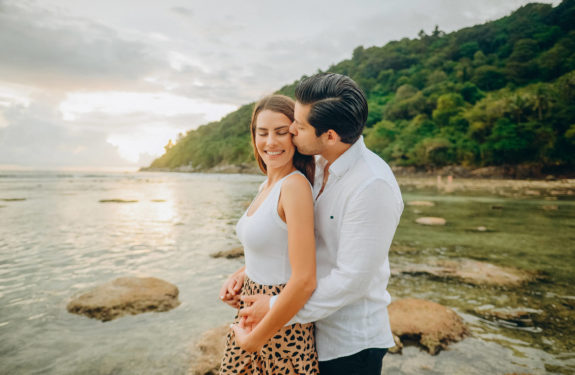 Phuket Bliss: Honeymoon Moments Captured by Fotorod Photographer