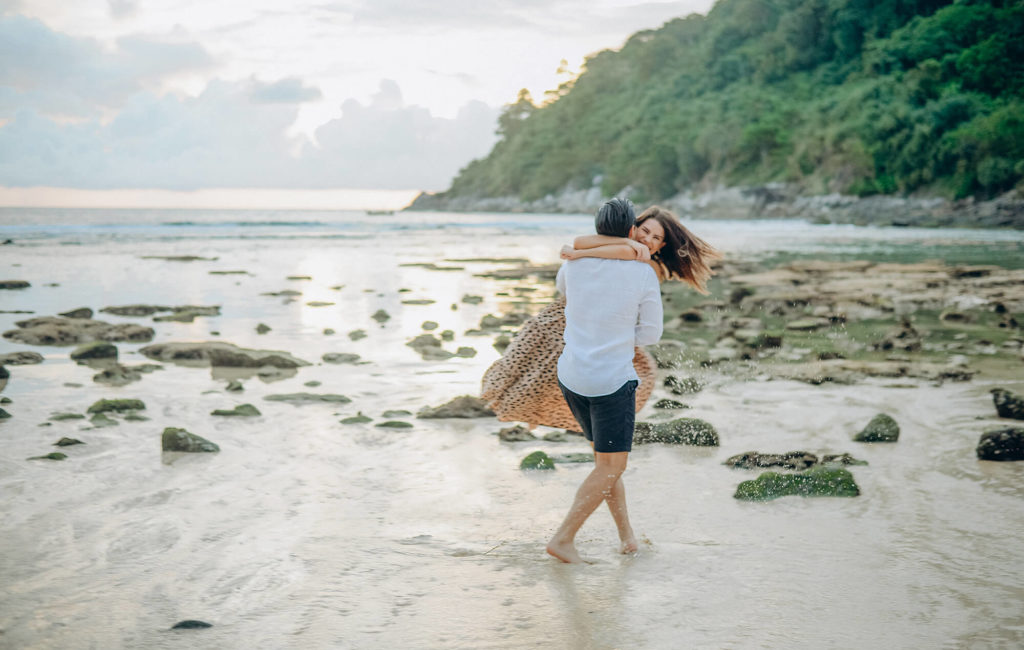 Phuket Bliss: Honeymoon Moments Captured by Fotorod Photographer