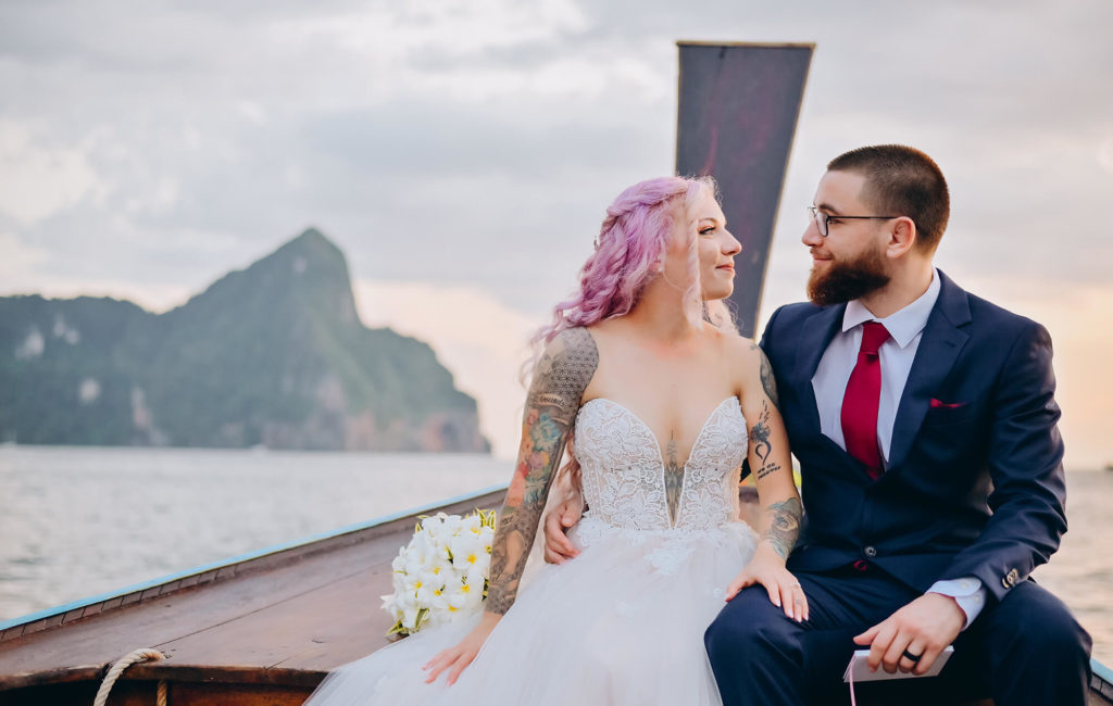 Tropical Bliss: Longtail Boat Wedding Photography in the Stunning Phi Phi Islands