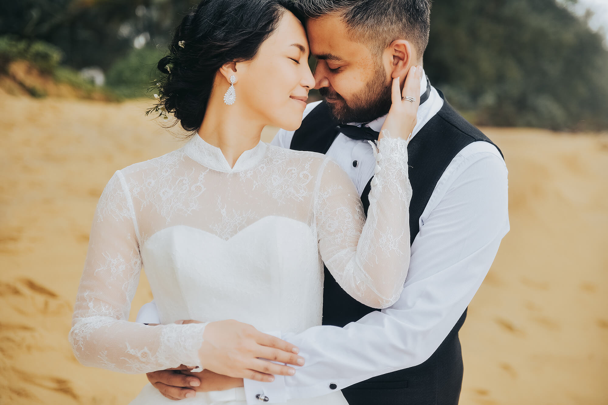 Rainy day pre wedding photography in Phuket