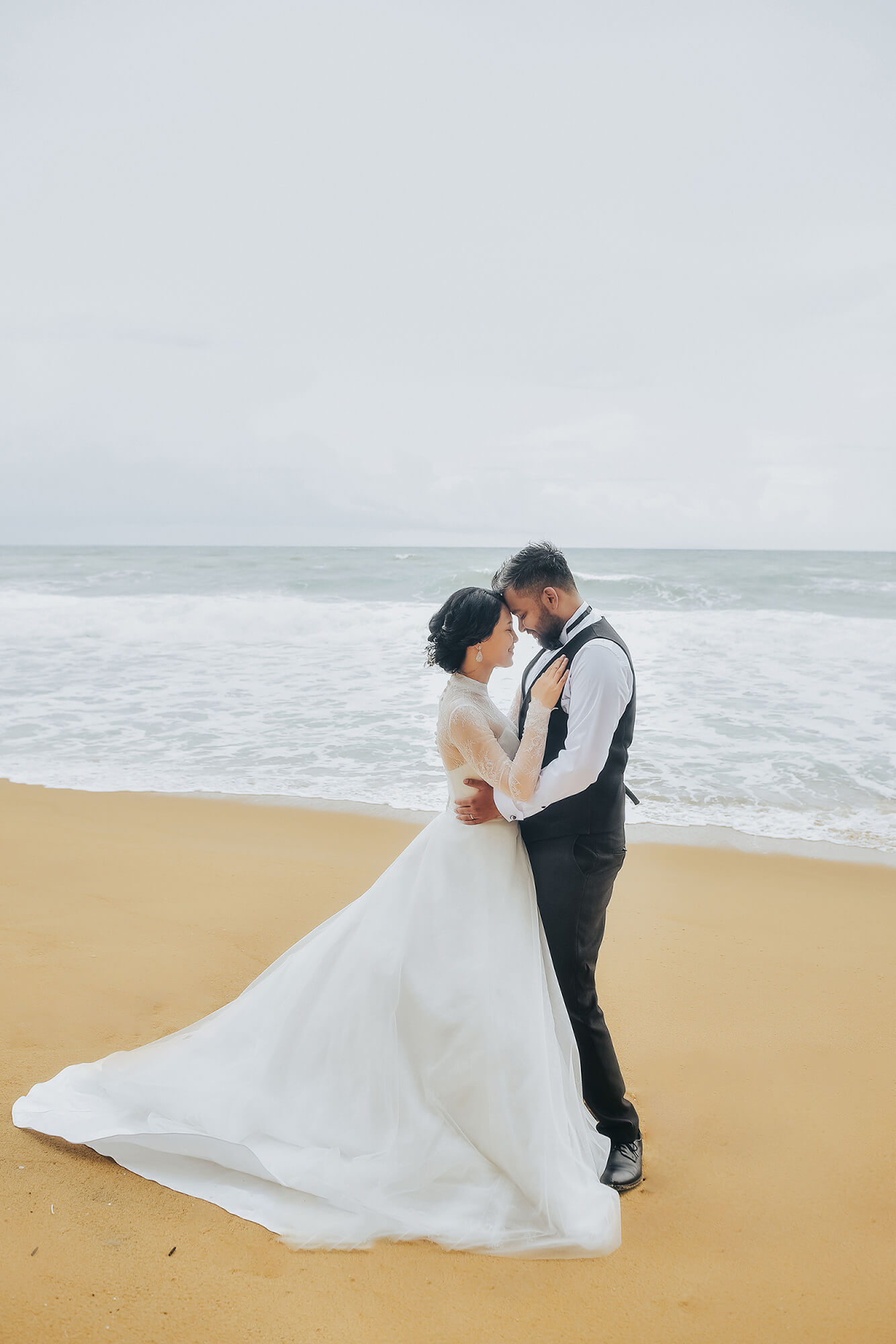 Rainy day pre wedding photography in Phuket