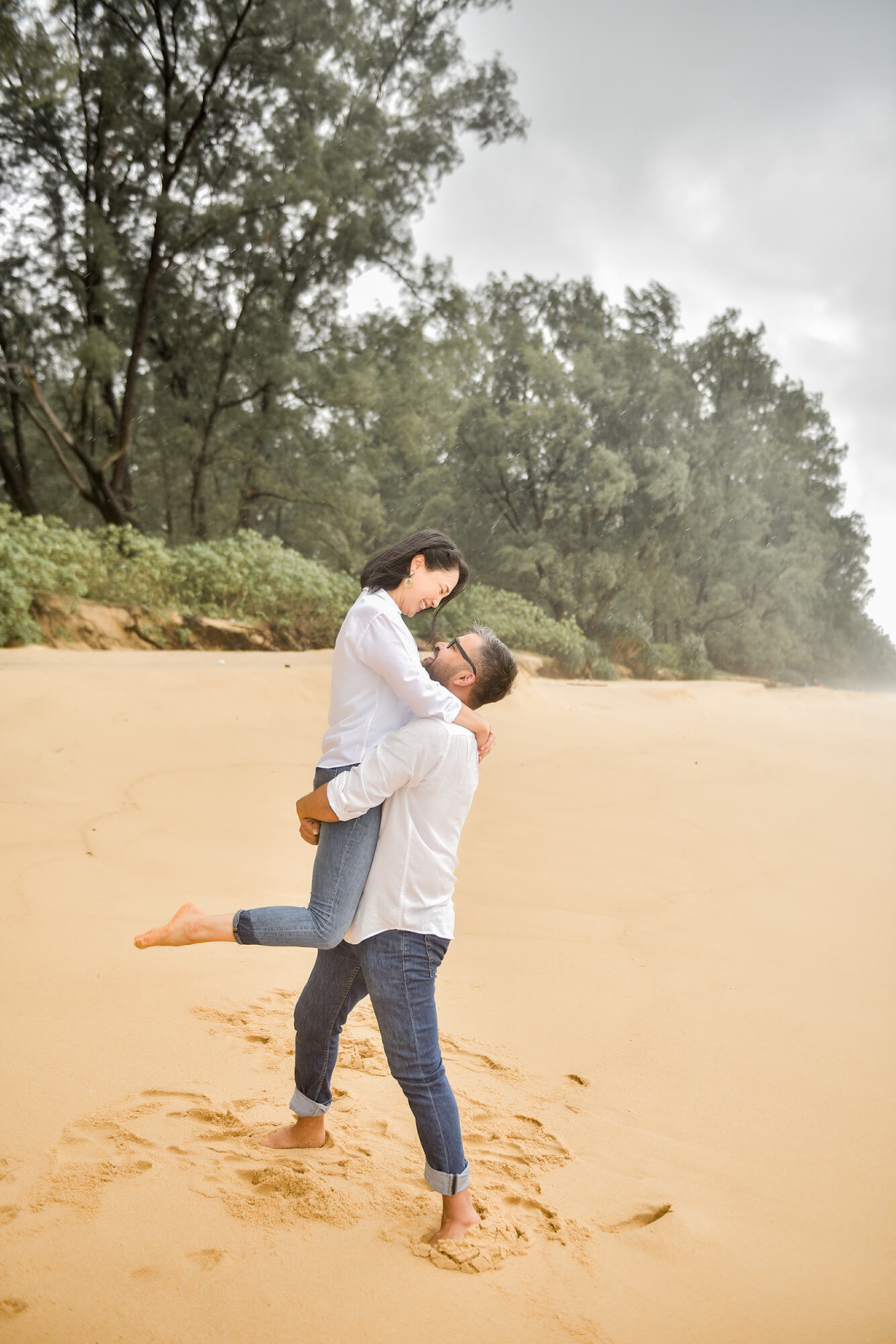 Rainy day pre wedding photography in Phuket